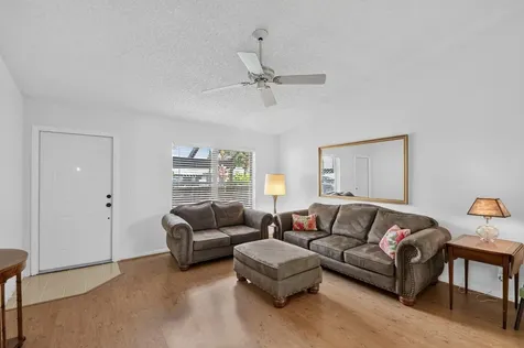 51 Via De Casas Norte Boynton Beach FL 33426