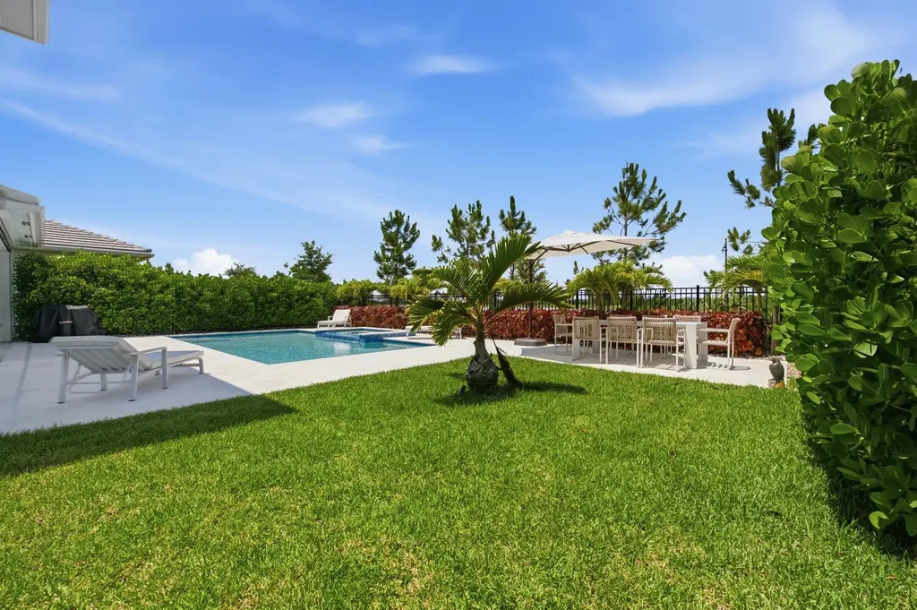 19564 Broad Shore Walk Loxahatchee FL 33470