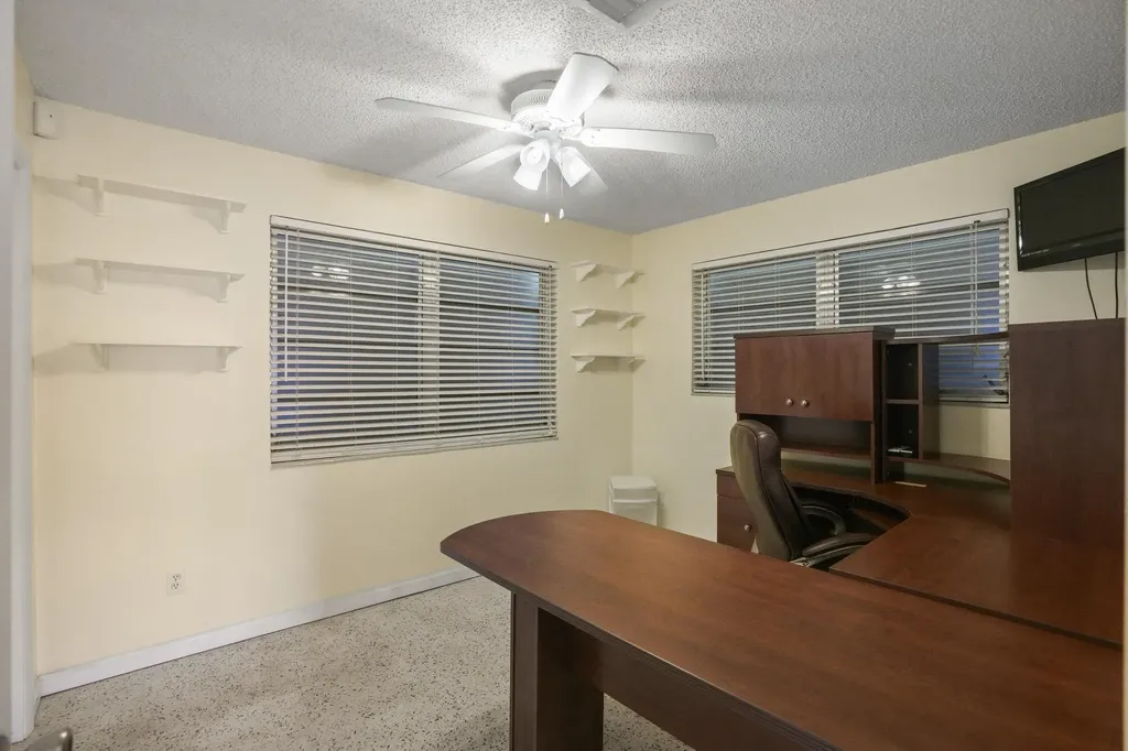 2270 SW 30th Terrace Fort Lauderdale FL 33312