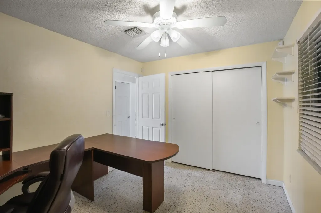 2270 SW 30th Terrace Fort Lauderdale FL 33312