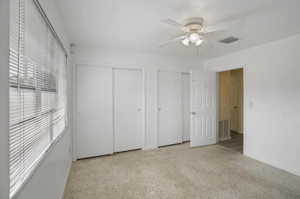 2270 SW 30th Terrace Fort Lauderdale FL 33312