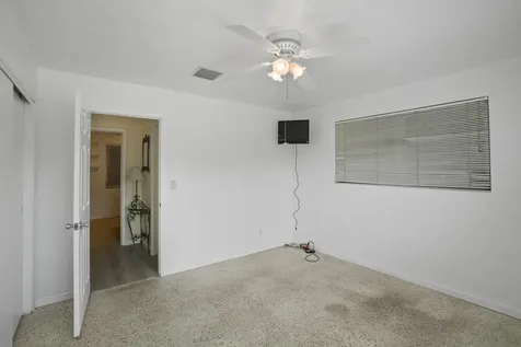 2270 SW 30th Terrace Fort Lauderdale FL 33312