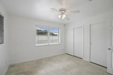 2270 SW 30th Terrace Fort Lauderdale FL 33312