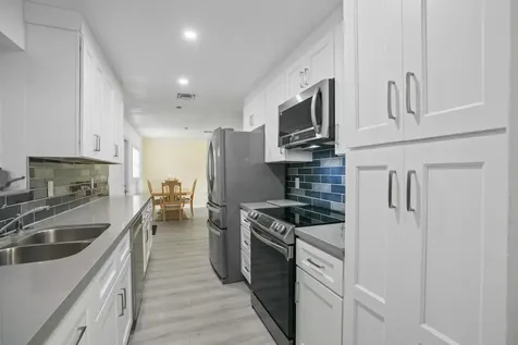 2270 SW 30th Terrace Fort Lauderdale FL 33312