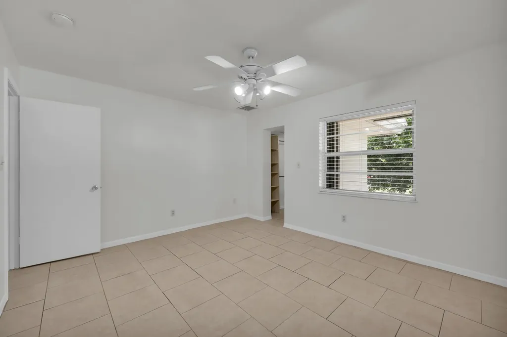 2302 Sunrise Boulevard Fort Pierce FL 34982