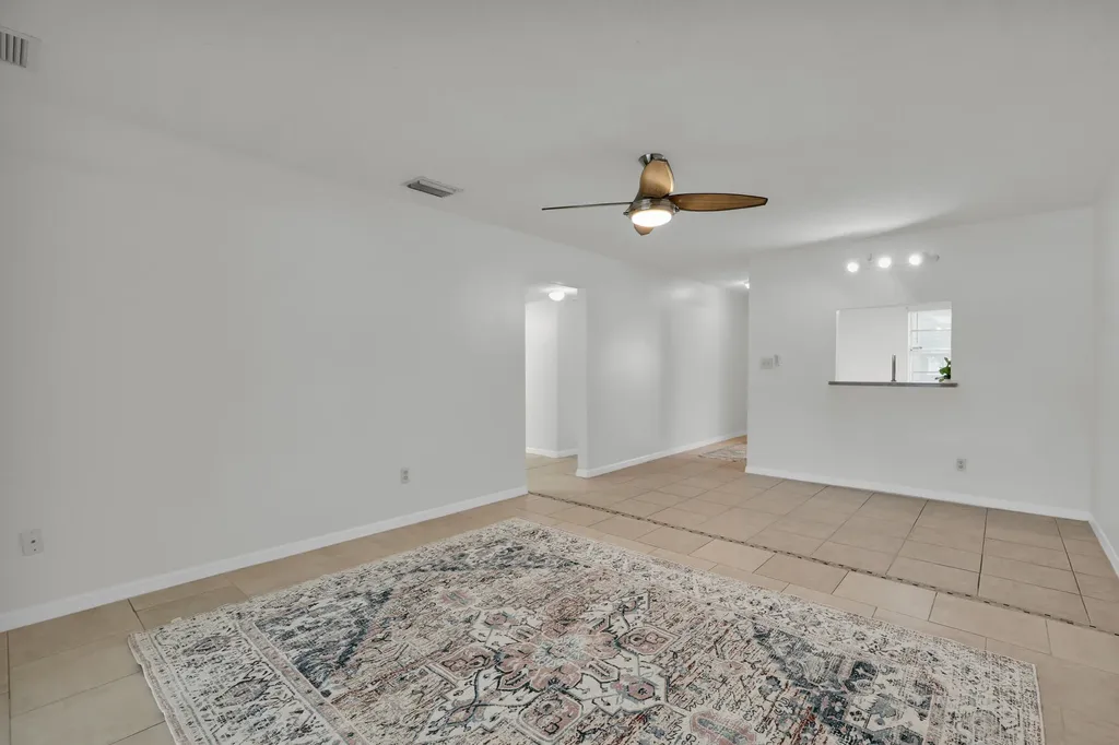 2302 Sunrise Boulevard Fort Pierce FL 34982