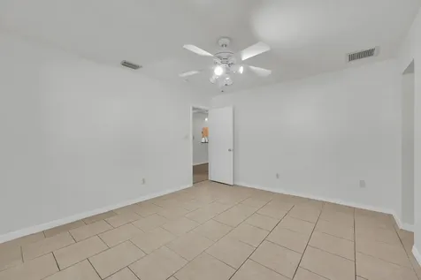 2302 Sunrise Boulevard Fort Pierce FL 34982