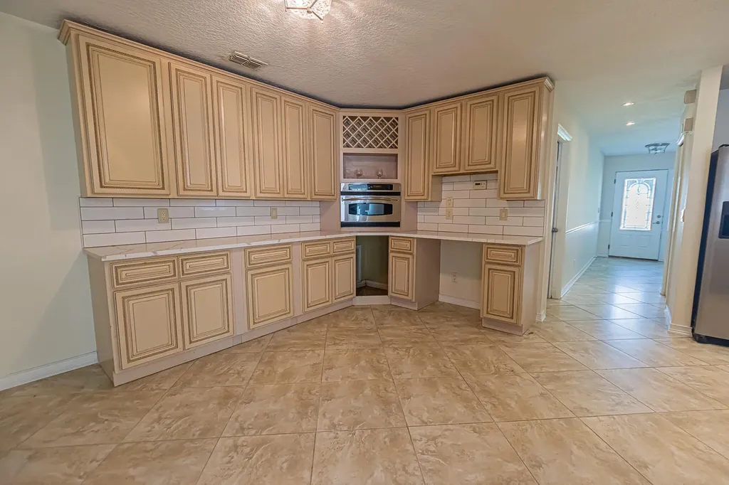 471 SE Lamon Lane Port St Lucie FL 34983