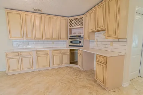 471 SE Lamon Lane Port St Lucie FL 34983