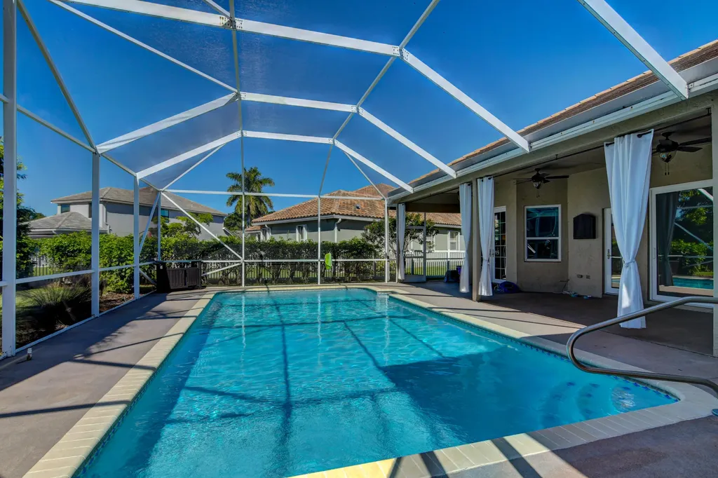 21707 Abington Court Boca Raton FL 33428