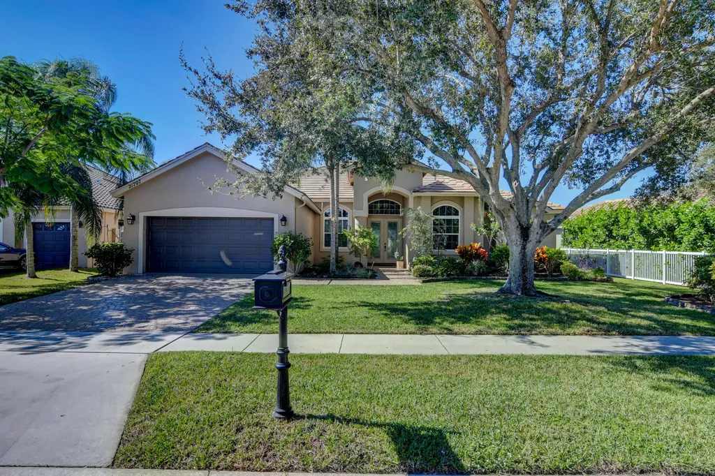 21707 Abington Court Boca Raton FL 33428