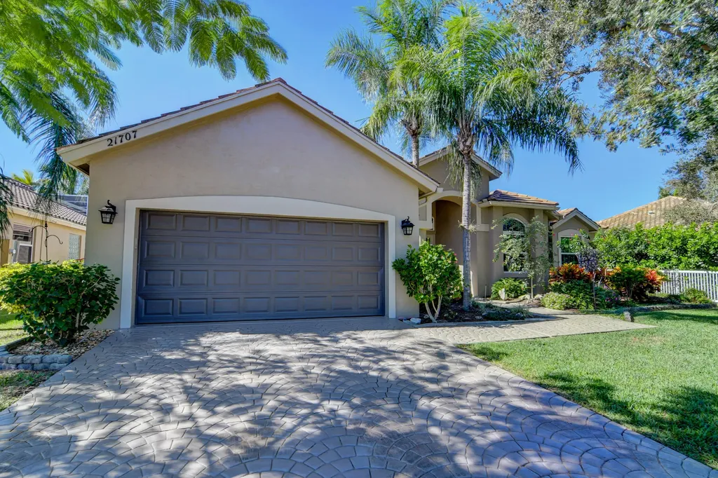 21707 Abington Court Boca Raton FL 33428