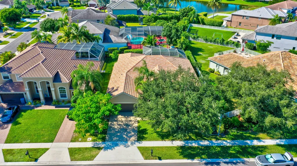 21707 Abington Court Boca Raton FL 33428
