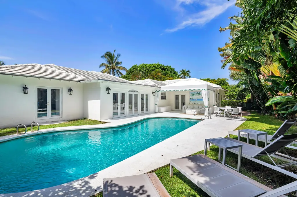 235 Ocean Terrace Palm Beach FL 33480