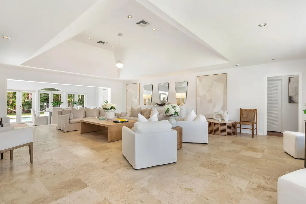 235 Ocean Terrace Palm Beach FL 33480