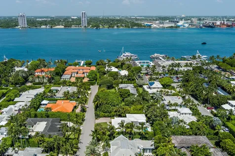 235 Ocean Terrace Palm Beach FL 33480