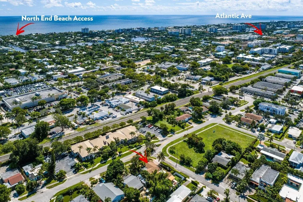 520 NE 3rd Avenue Delray Beach FL 33444
