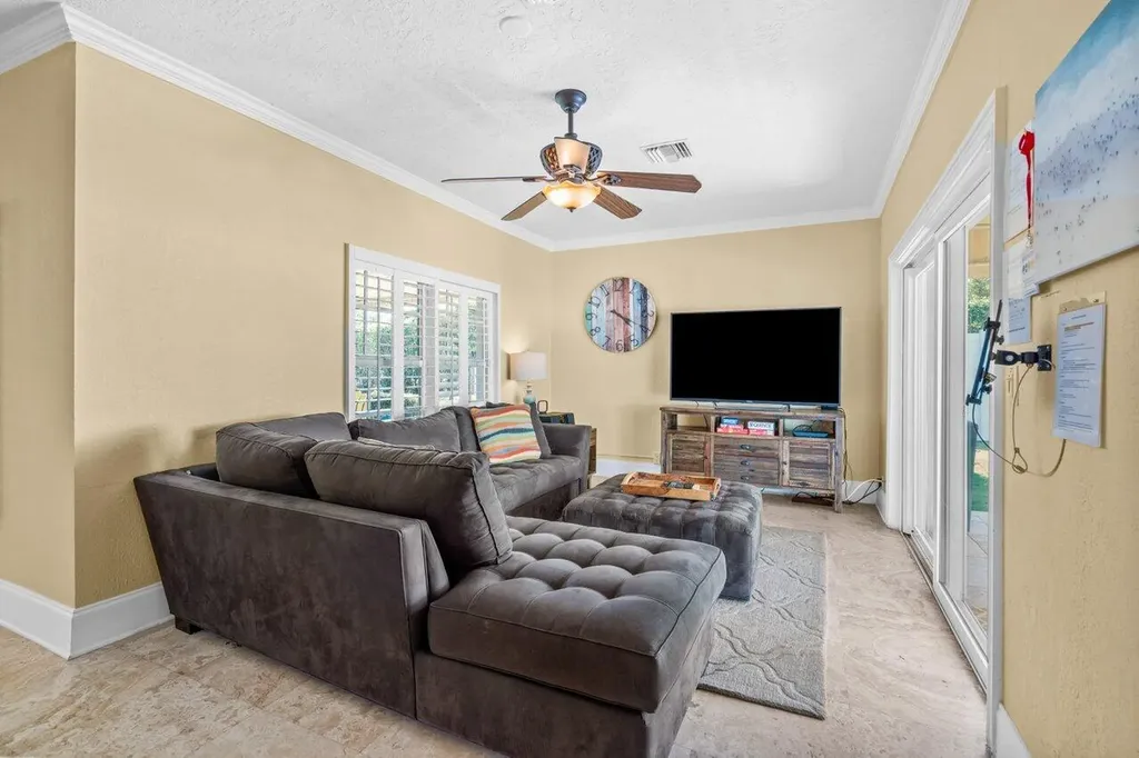 520 NE 3rd Avenue Delray Beach FL 33444