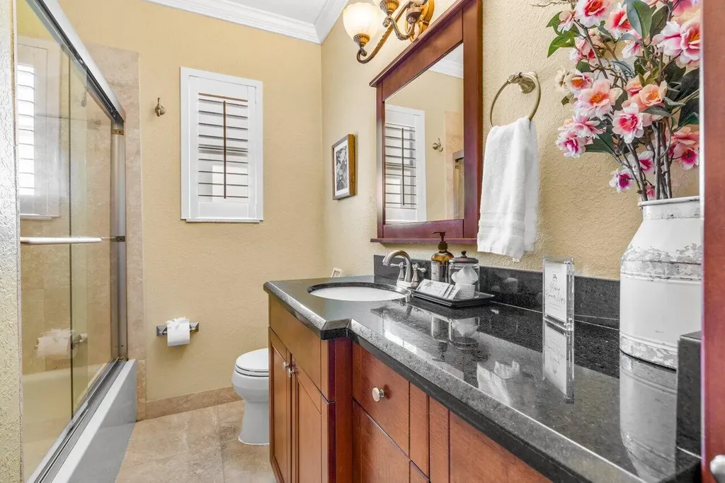 520 NE 3rd Avenue Delray Beach FL 33444
