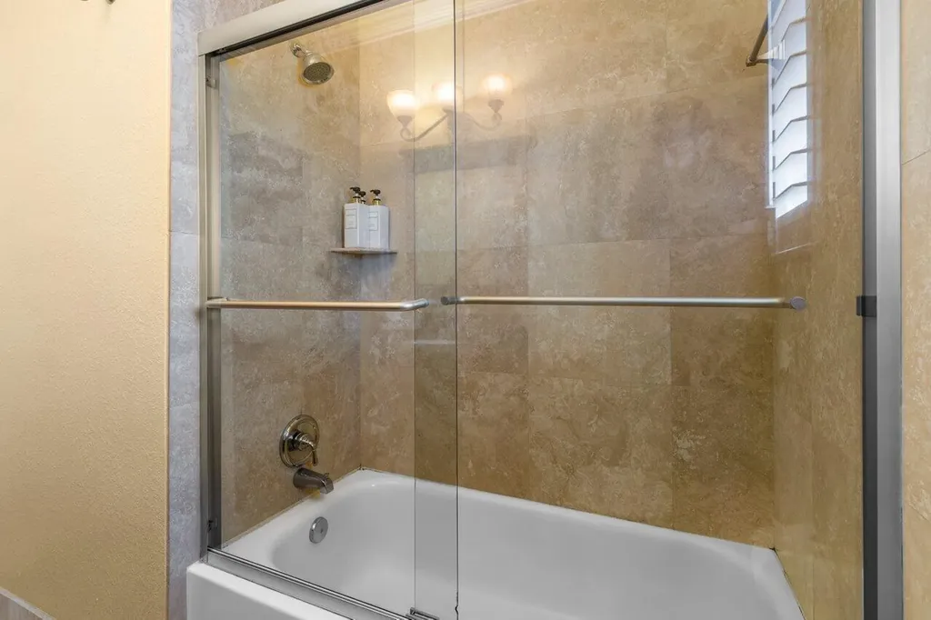 520 NE 3rd Avenue Delray Beach FL 33444