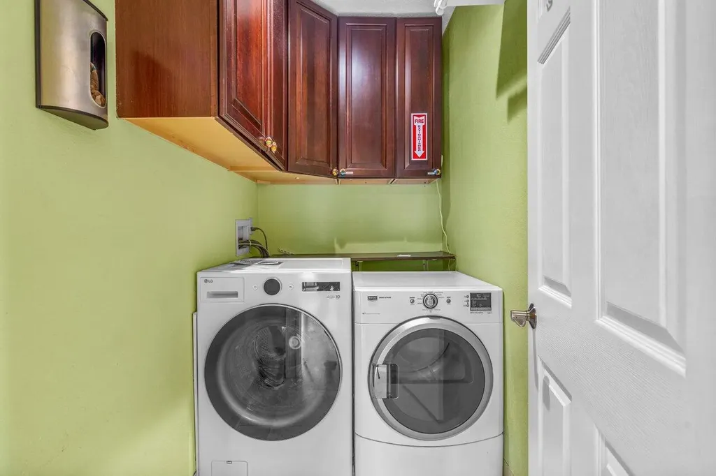 520 NE 3rd Avenue Delray Beach FL 33444