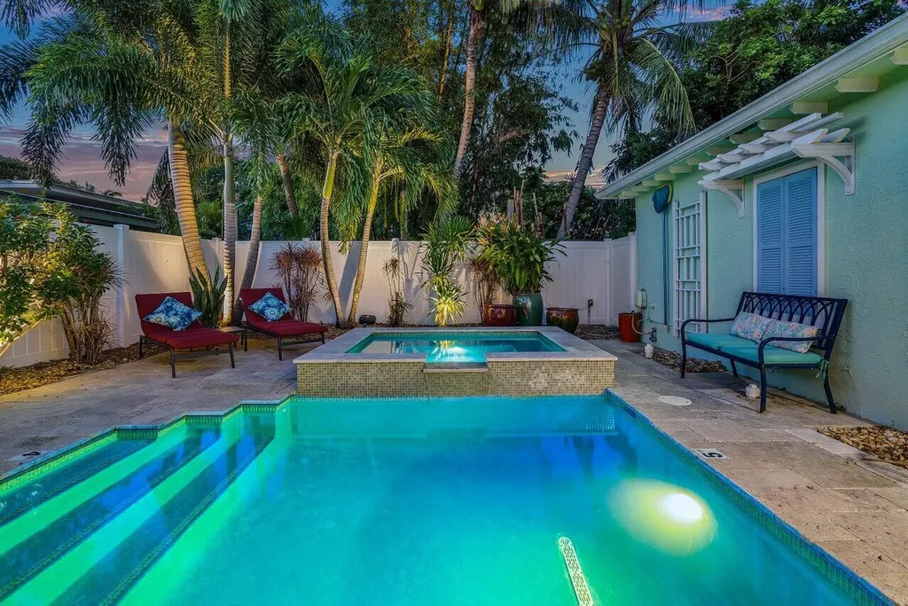 520 NE 3rd Avenue Delray Beach FL 33444