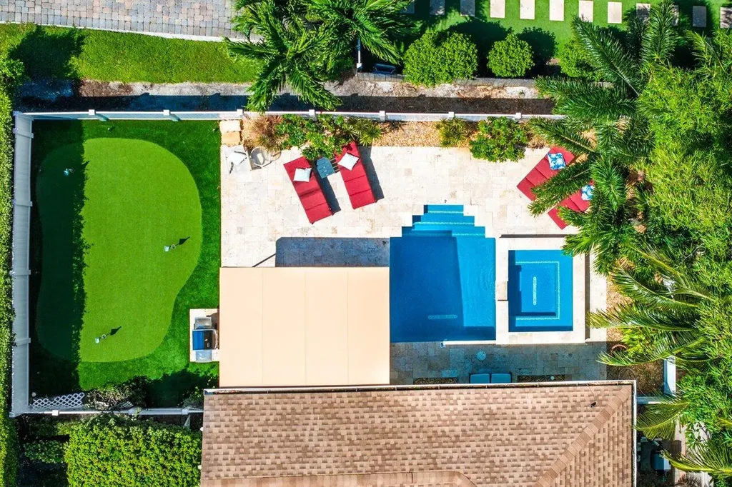 520 NE 3rd Avenue Delray Beach FL 33444