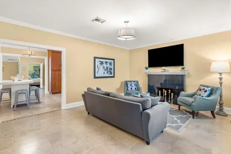 520 NE 3rd Avenue Delray Beach FL 33444
