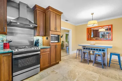 520 NE 3rd Avenue Delray Beach FL 33444