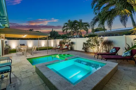 520 NE 3rd Avenue Delray Beach FL 33444