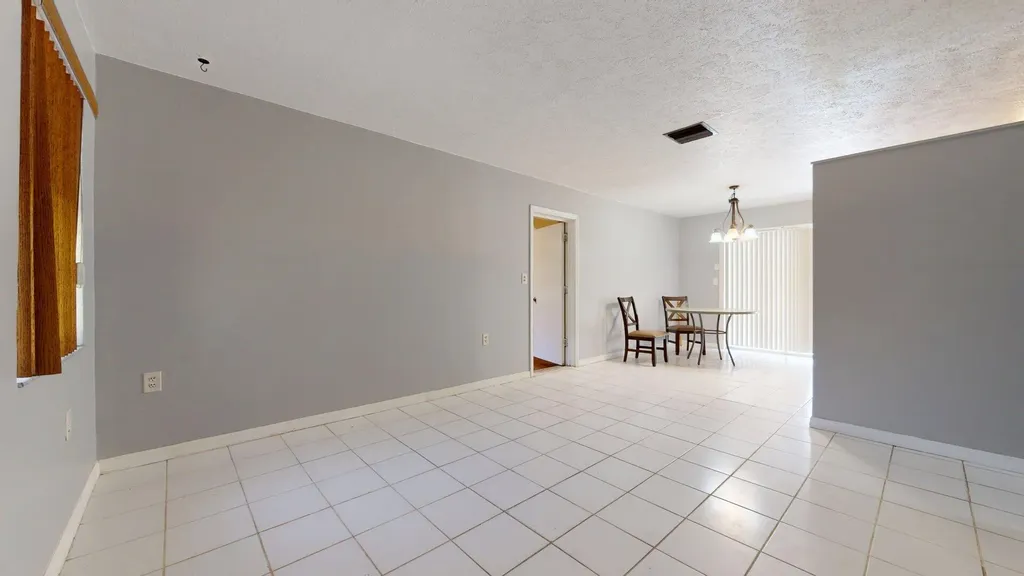 3032 NW 35th Avenue Okeechobee FL 34972