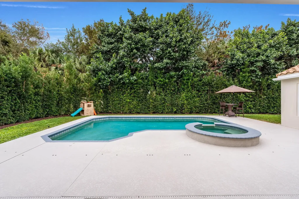10223 Hunt Club Lane Palm Beach Gardens FL 33418