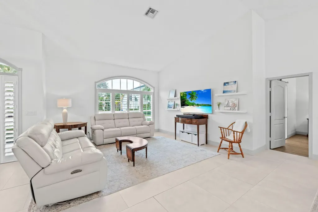 10223 Hunt Club Lane Palm Beach Gardens FL 33418