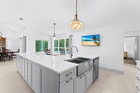 10223 Hunt Club Lane Palm Beach Gardens FL 33418