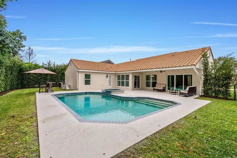 10223 Hunt Club Lane Palm Beach Gardens FL 33418