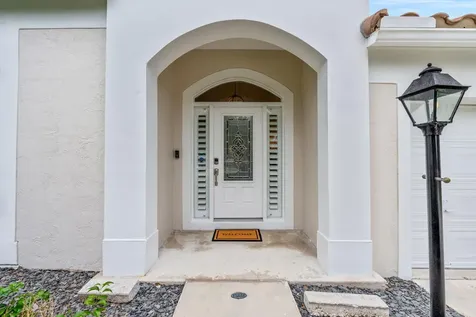 10223 Hunt Club Lane Palm Beach Gardens FL 33418