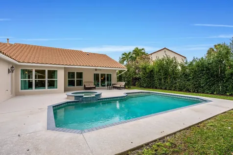 10223 Hunt Club Lane Palm Beach Gardens FL 33418
