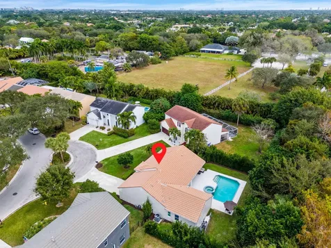 10223 Hunt Club Lane Palm Beach Gardens FL 33418