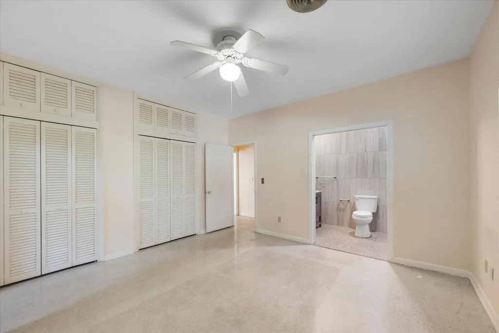 24 N Via Lucindia Drive N Sewalls Point FL 34996