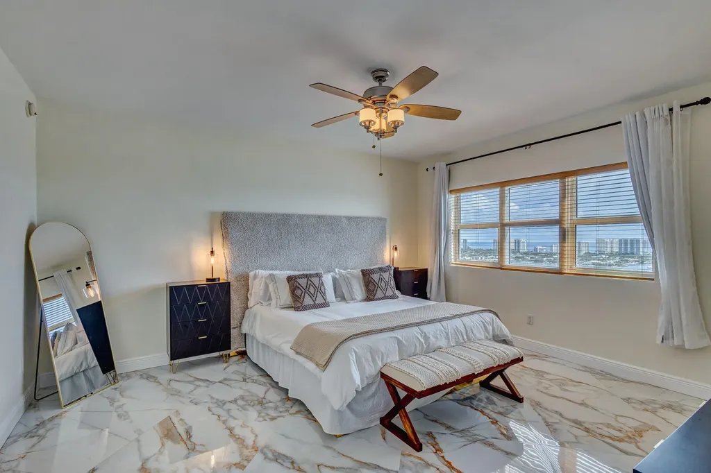 2640 Lake Shore Drive Riviera Beach FL 33404