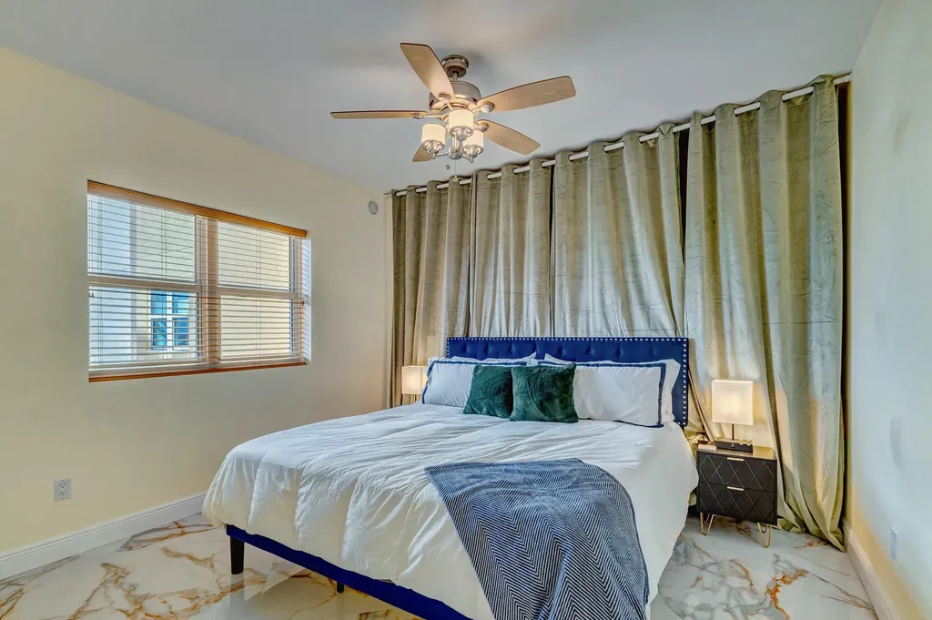 2640 Lake Shore Drive Riviera Beach FL 33404