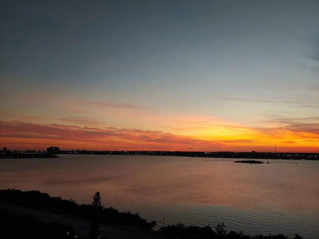 2640 Lake Shore Drive Riviera Beach FL 33404