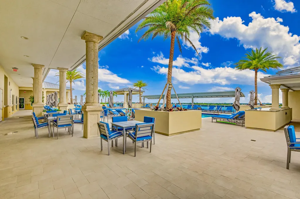 2640 Lake Shore Drive Riviera Beach FL 33404