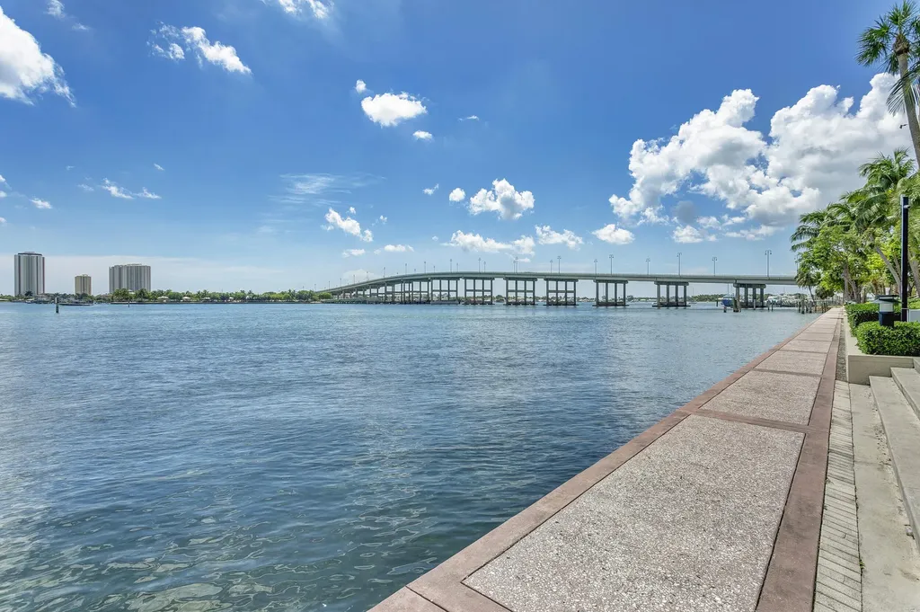 2640 Lake Shore Drive Riviera Beach FL 33404