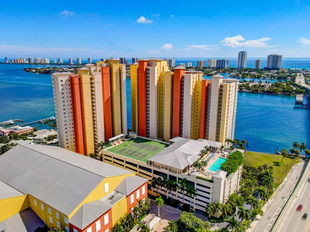 2640 Lake Shore Drive Riviera Beach FL 33404