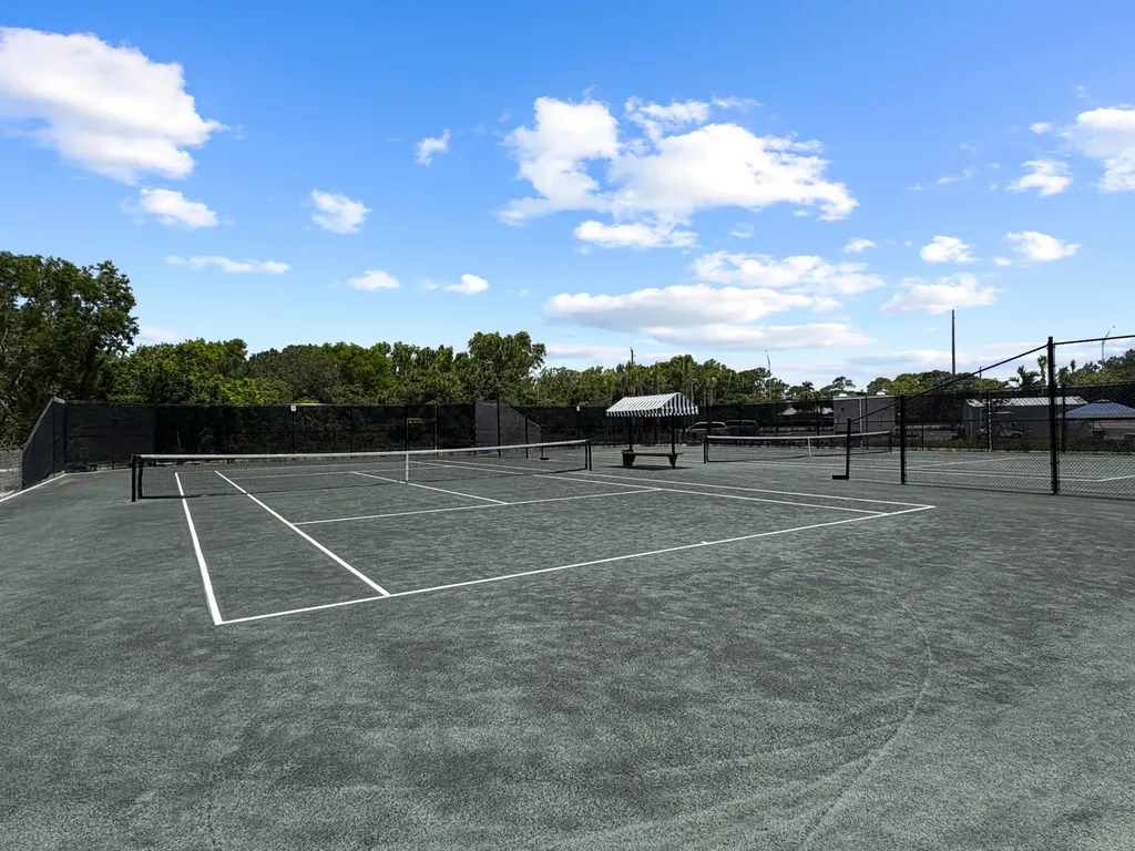 7916 SE Villa Circle Hobe Sound FL 33455