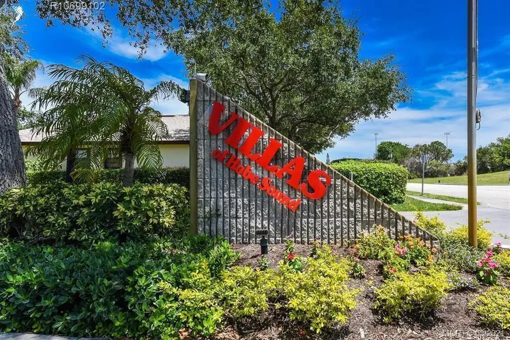 7916 SE Villa Circle Hobe Sound FL 33455