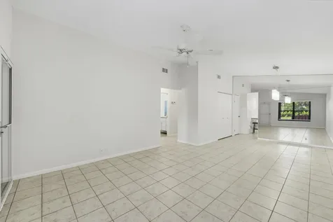 7916 SE Villa Circle Hobe Sound FL 33455