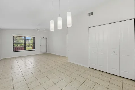 7916 SE Villa Circle Hobe Sound FL 33455