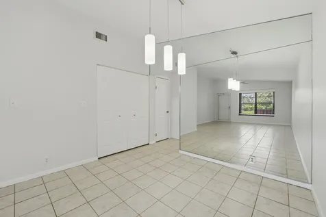 7916 SE Villa Circle Hobe Sound FL 33455